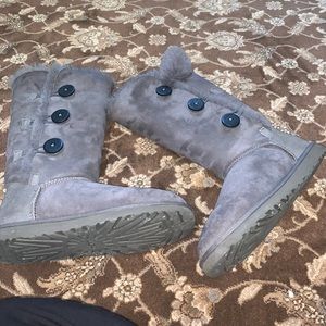 Ugg Bailey Triple Button